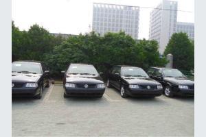 二手大眾桑塔納志俊1.8MT出租版——普陀區(qū)高性價比二手車選擇